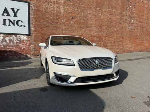 Used 2018 Lincoln MKZ Select w/ Select Plus Package image 2