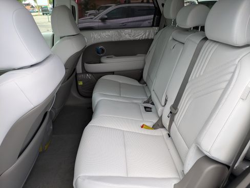 New 2026 Hyundai Palisade SEL Premium FWD image 11