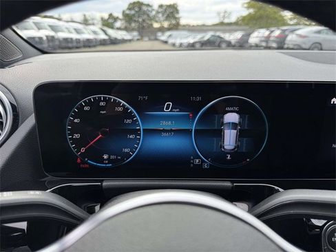 Certified 2022 Mercedes-Benz GLA 250 4MATIC image 3