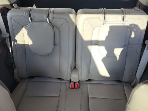 Certified 2024 Lincoln Aviator Reserve w/ Elements Package Plus image 46