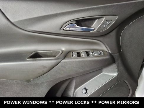 Used 2022 Chevrolet Equinox LT image 19