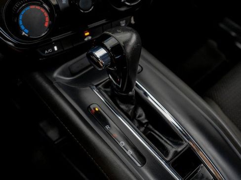 Used 2021 Honda HR-V Sport image 22