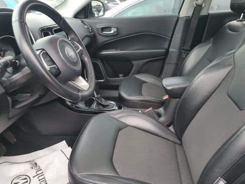 Used 2019 Jeep Compass Altitude image 5