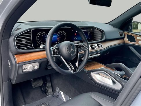 Certified 2026 Mercedes-Benz GLE 350 4MATIC image 32