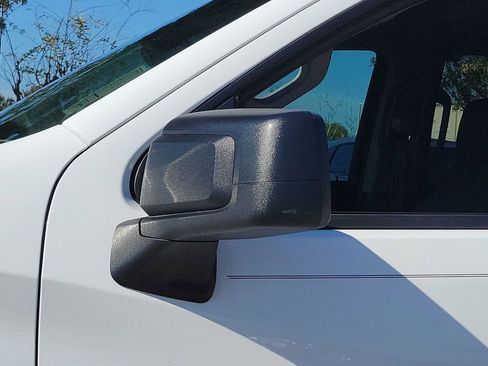 Used 2023 Chevrolet Silverado 1500 Custom image 18