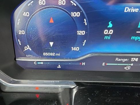 Certified 2022 Chevrolet Silverado 1500 LT AWD/4WD image 4
