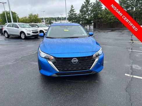 Used 2025 Nissan Sentra SV w/ All-Weather Package FWD image 3