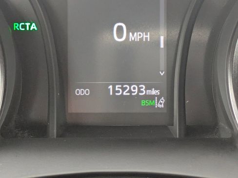 Used 2024 Toyota Camry SE image 28