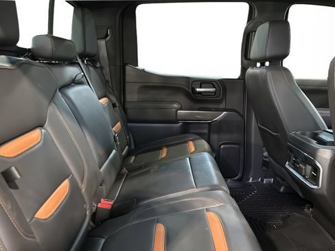 Used 2022 GMC Sierra 1500 AT4 w/ AT4 Premium Package AWD/4WD image 12