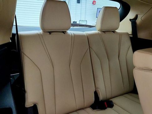 Used 2023 Acura MDX SH-AWD w/ Advance Package image 23