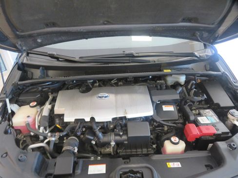 Used 2018 Toyota Prius Prime Premium FWD image 49