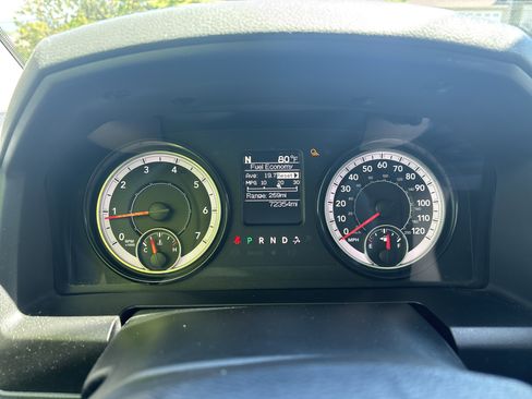 Used 2019 RAM 1500 Express w/ Express Value Package AWD/4WD image 21