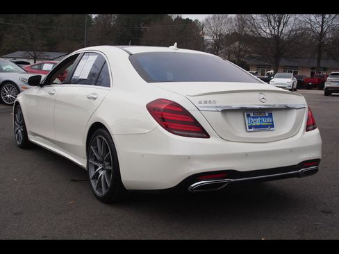 Used 2018 Mercedes-Benz S 560 S 560 w/ AMG Line Exterior image 3