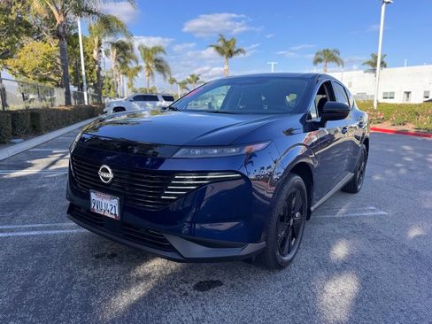 Certified 2025 Nissan Murano SV FWD image 4