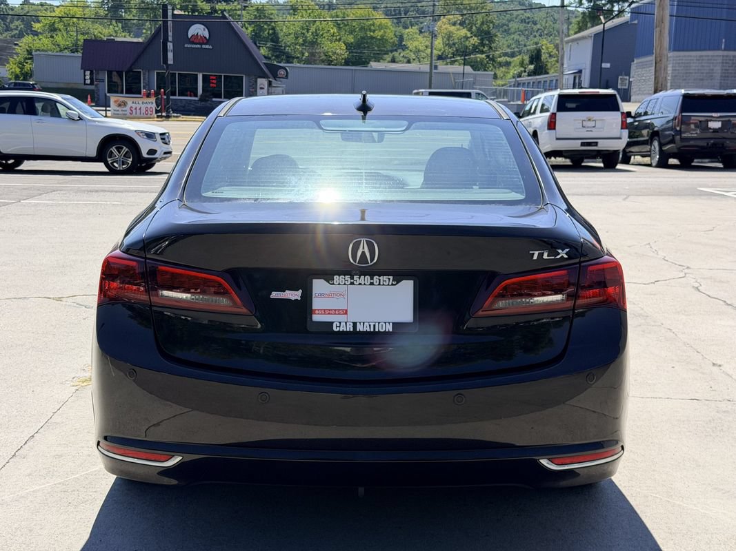 Used 2017 Acura TLX w/ Advance Package FWD image 5