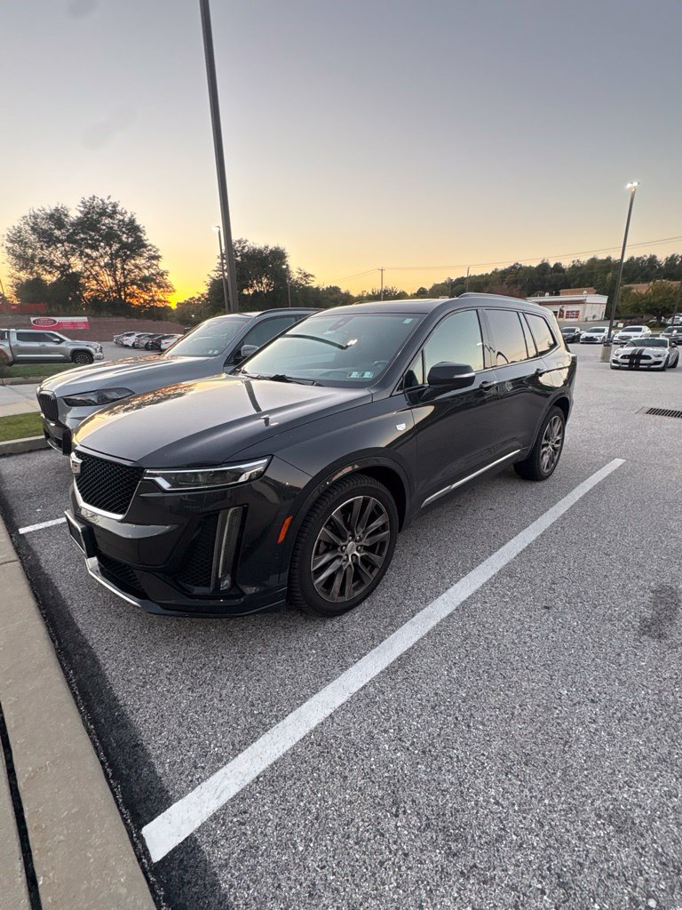 Used 2020 Cadillac XT6 Sport AWD/4WD image 2