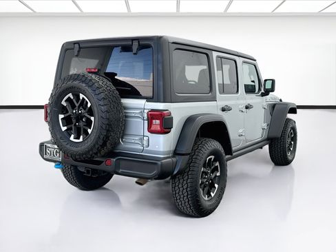 Used 2024 Jeep Wrangler Unlimited Rubicon 4xe AWD/4WD image 4