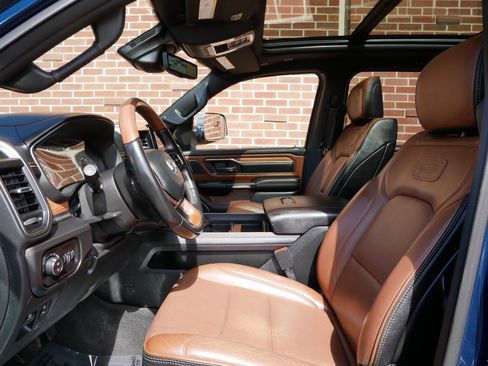 Used 2022 RAM 1500 Limited image 6