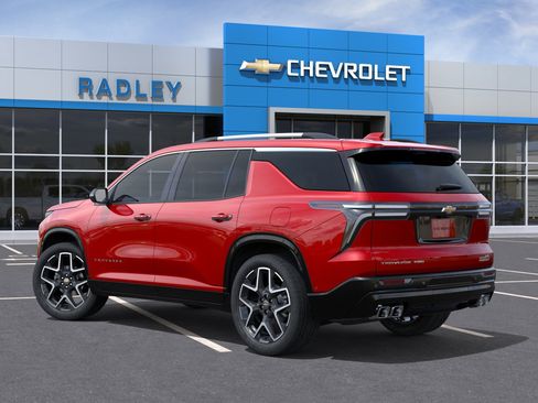 New 2026 Chevrolet Traverse High Country AWD/4WD image 3