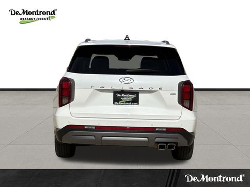 Used 2023 Hyundai Palisade SEL image 6