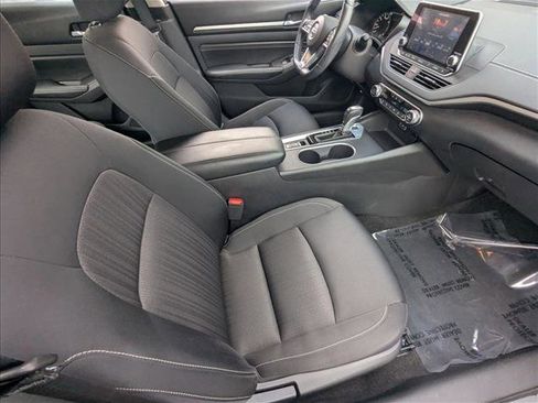 Used 2019 Nissan Altima 2.5 SV image 21