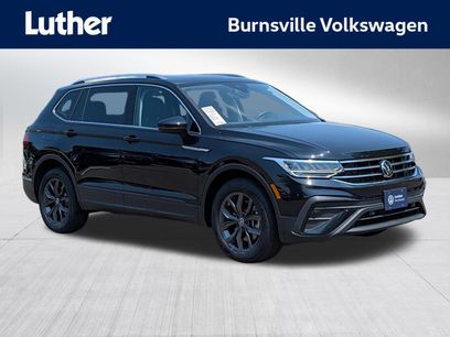 Certified 2023 Volkswagen Tiguan SE w/ Panoramic Sunroof Package