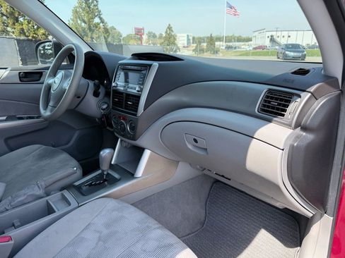 Used 2010 Subaru Forester 2.5X image 19