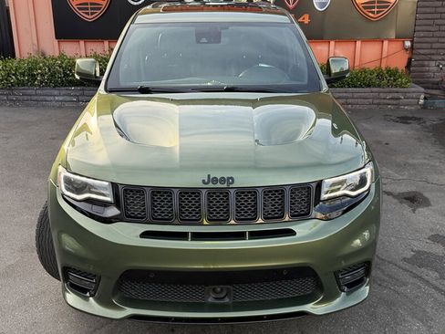 Used 2020 Jeep Grand Cherokee SRT AWD/4WD image 3