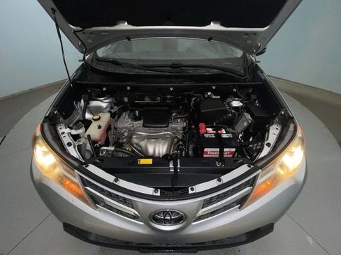 Used 2014 Toyota RAV4 XLE AWD/4WD image 25