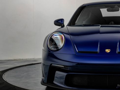 Used 2022 Porsche 911 GT3 image 34