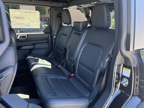New 2026 Ford Bronco Badlands AWD/4WD image 15