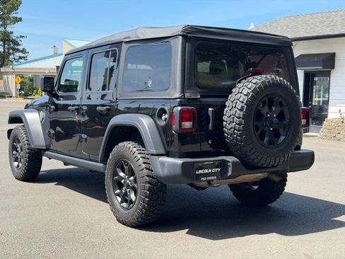 Used 2022 Jeep Wrangler Unlimited Sport AWD/4WD image 6