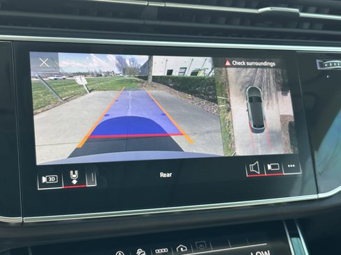 Used 2023 Audi Q8 Premium Plus image 26