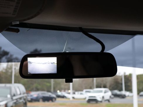 Used 2021 Chevrolet Express 2500 Extended w/ Driver Convenience Package image 28