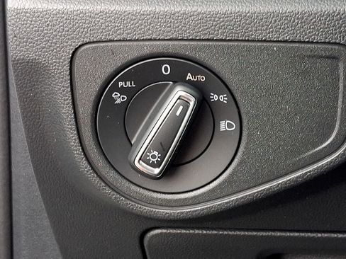 Certified 2023 Volkswagen Atlas SE AWD/4WD image 26