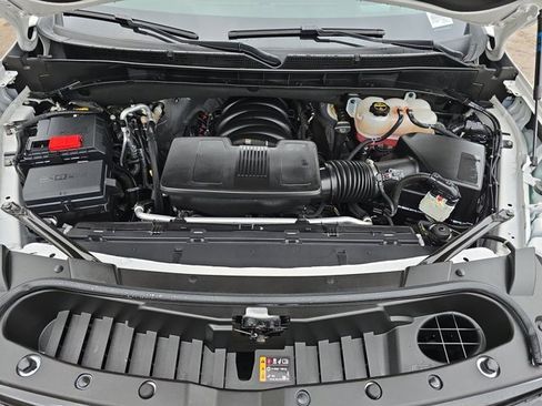 Certified 2025 Cadillac Escalade ESV Premium Luxury w/ Touring Package image 31