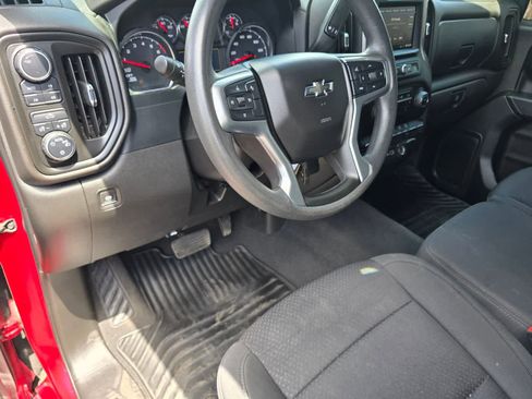 Used 2022 Chevrolet Silverado 1500 Custom Trail Boss w/ Safety Confidence Package AWD/4WD image 13