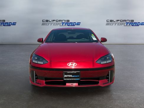 Used 2023 Hyundai Ioniq 6 SE RWD image 2