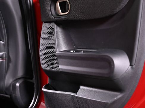 Certified 2025 MINI Cooper S FWD image 30
