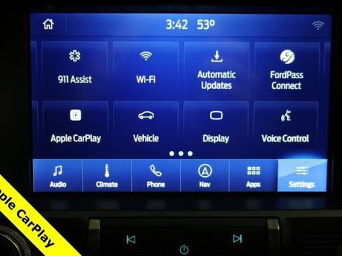 Used 2022 Ford Mustang Shelby GT500 w/ Carbon Fiber Track Pack image 39