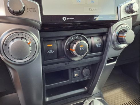 Used 2024 Toyota 4Runner SR5 Premium w/ Moonroof Package AWD/4WD image 10