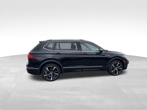 Used 2022 Volkswagen Tiguan SEL R-Line AWD/4WD image 8