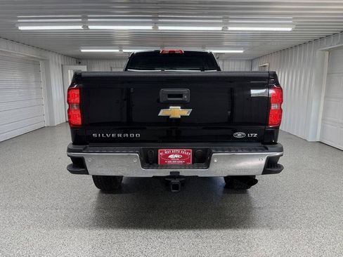 Used 2016 Chevrolet Silverado 2500 LTZ w/ LTZ Plus Package AWD/4WD image 5