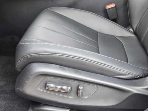 Certified 2025 Acura ADX AWD image 25