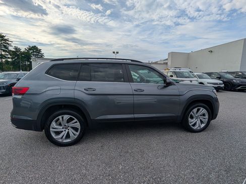 Used 2023 Volkswagen Atlas SE w/ Panoramic Sunroof Package AWD/4WD image 2