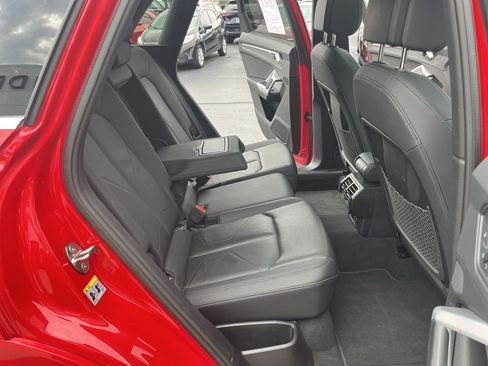 Used 2025 Audi Q3 2.0T Premium AWD/4WD image 44