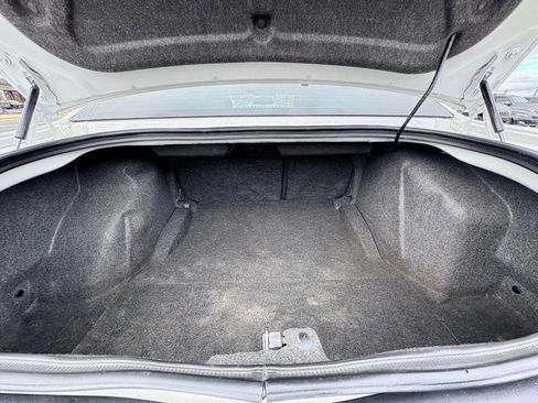 Used 2012 Dodge Challenger R/T w/ Electronics Convenience Group image 21