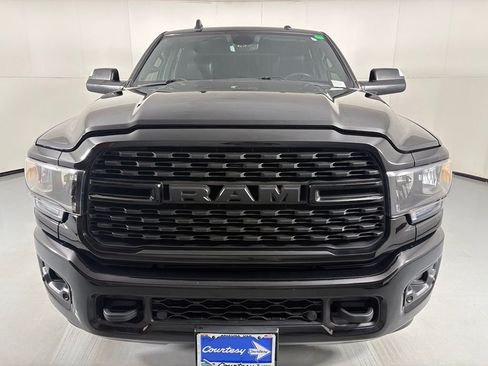 Used 2022 RAM 3500 Big Horn w/ Night Edition AWD/4WD image 3