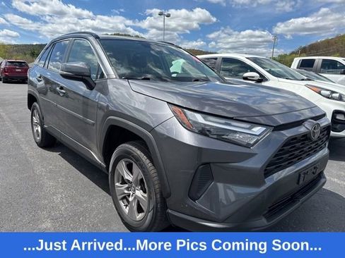 Used 2022 Toyota RAV4 XLE w/ Convenience Package AWD/4WD image 1