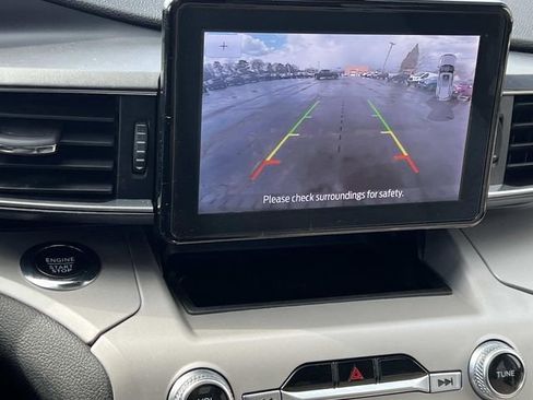 Certified 2023 Ford Explorer XLT w/ Equipment Group 202A AWD/4WD image 26